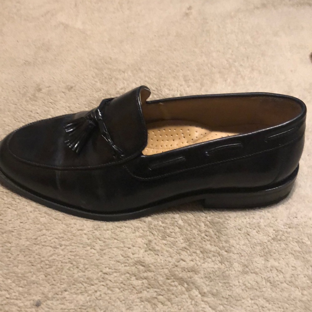 Giorgio Brutini black dress shoes